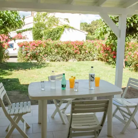 One-bedroom Holiday In Cervioni Cervione